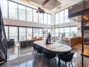 EXCLUSIVO PENTHOUSE EN VENTA EN VISTA REAL EXCLUSIVO PENTHOUSE EN VENTA EN VISTA REAL