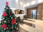 Exclusivo Piso 4 ambientes Muy luminoso sobre Av. Pedro...