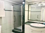 ¡Exclusivo piso reformado junto al Parque de Santa...