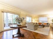 Piso muy luminoso cerca de la Plaza San Gregorio...