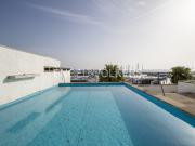 Exclusivo T2 com Piscina Privativa no Parque das Nações