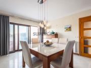 Exclusivo T2 com Terraço Panorâmico a Passos da Marina...