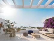 Exclusivos apartamentos en primera línea de golf y...