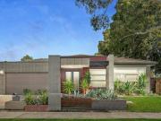 ExDisplay with Impeccable Modern Finish