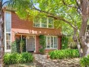 EXECELLECT LOCATION FOR SPACIOUS FAMILY LIVING &...