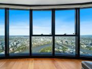 Executive 2 Bedroom Apartment with Breathtaking Brisbane...