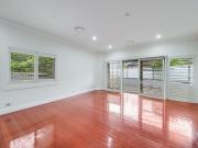 Executive 3 Bedroom Home Moments From Camden!