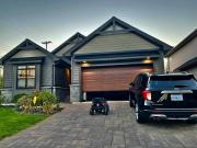 Executive 4 bedroom 3 bathroom home in Bedford