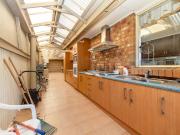 Executive 5 Bedroom Home in Prime Daw Park Location