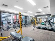 Executive aparment, central location with river and city...