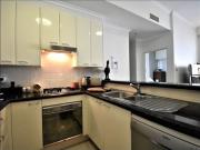 Executive apartment in centrale locale with resort style...