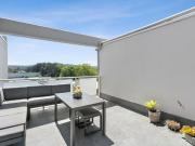 Executive Apartment Only Metres To the Beach & Narrabeen...