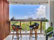 Executive CBD Apartment with Stunning Views and High End...