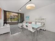 EXECUTIVE FULLY FURNISHED LARGE STUDIO APARTMENT –...