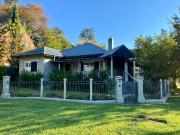 Executive furnished property in central Albury Executive furnished property in central Albury