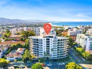 Executive hideaway with oversized courtyard – 700 metres...