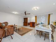 Executive Home Live the Gold Cast Lifestyle Available Now