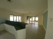 EXECUTIVE LIVING CLOSE TO SCHOOLS, SHOPPING AND TRANSPORT