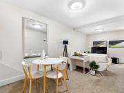 Executive Living In Style With Pool, Gym & Sauna To...