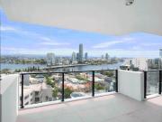 EXECUTIVE MAIN BEACH LIVING – RESORT FACILITIES, PRIME...