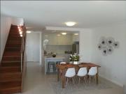 Executive, Modern Townhouse Stroll to Robina Town Centre