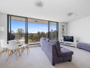 EXECUTIVE NORTH FACING ENTERTAINER