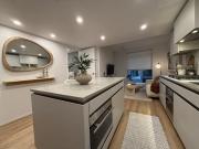 Executive Ready Furnished Living Downtown Vancouver –...