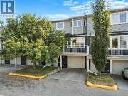 Executive Renfrew Inner City Townhouse