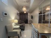 Executive Studio Condo for Rent in Uptown Parksuites BGC...