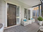 Executive style townhouse walking distance to the CBD Executive style townhouse walking distance to the CBD