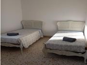 Exelente casa chalet en venta en calle Almenara de San...
