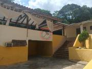Exelente Casa com 3 QUARTOS Piscina COM DUCHA, AREA...
