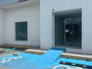 EXELENTE LOCAL COMERCIAL EN ESQUINA PERIFERICO LUIS...