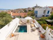 EXEPTIONNELLE MAISON TYPE 5 PISCINE ET GARAGE