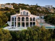 Exhuberante villa en Atlanterra