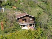 EXKLUSIV Charmantes freistehendes Chalet mit 3 1/2... EXKLUSIV Charmantes freistehendes Chalet mit 3 1/2...