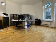 EXKLUSIV MIT ELBBLICK 3.888,00 EURproMonat Kaltmiete,...