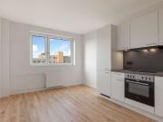 Exklusiv sanierte 2 Zimmer Wohnung mit Einbauküche in... Exklusiv sanierte 2 Zimmer Wohnung mit Einbauküche in...