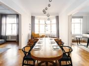 Exklusiv sanierte Altbau Wohnung in Bestlage