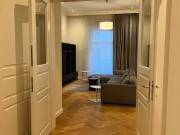 Exklusive 2 Zimmer Wohnung im 1. Bezirk mit Pool, Spa...