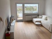 Exklusive 2 Zimmer Wohnung mit Balkon und EBK in Stgt....