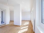 Exklusive 2 Zimmer Wohnung mit Dachterrasse und Loggia...