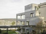 exklusive 3.5 zimmerwohnung mit unverbaubarem see und...