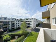 EXKLUSIVE 4 ZIMMERWOHNUNG MIT BALKON CHARMANTE...