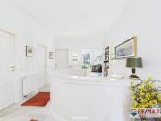 Exklusive 6 Zimmer Maisonette mit Balkon, Terrasse & Spa