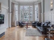 Exklusive Altbau Wohnung mit Garten in besonders... Exklusive Altbau Wohnung mit Garten in besonders...