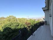 EXKLUSIVE ALTBAUWOHNUNG MIT 2 BALKONEN UND TRAUMBLICK...