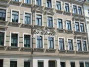 Exklusive Altbauwohnung mit Balkon in bevorzugter Lage...