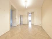 Exklusive Büro oder Ordinationsfläche im klassischen...