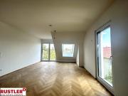 Exklusive Dachgeschosswohnung in Grünruhelage zu verkaufen